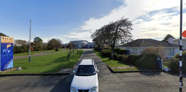 Reviews of Ascot Community School in Invercargill - School