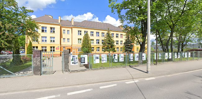 IV Liceum Ogólnokształcące w Piasecznie - Szkoła