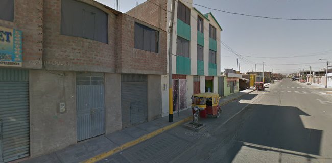 Av. el Pedregal 100, Majes 04112, Perú