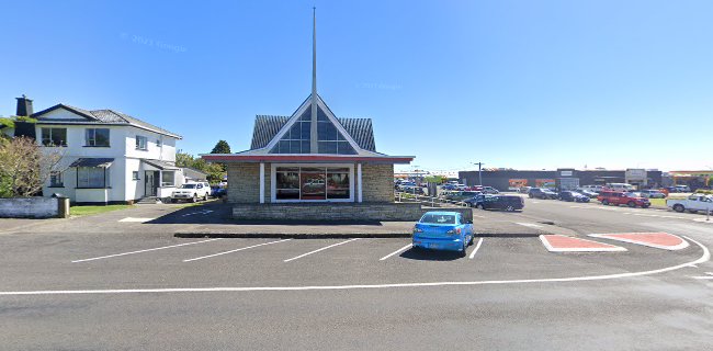 St Andrew's Presbyterian Church Op Shop - Shop