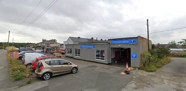 Clarence Villa Service Station - Auto repair shop