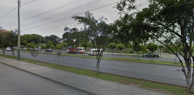 Av. Angamos 2505, Provincia de Lima 15036, Perú