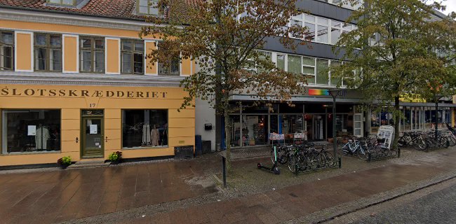 Anmeldelser af Dyrup Odense (Overgade) i Galten - Farvehandel