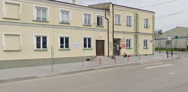 Zespół Szkół w Radomyślu Wielkim - Szkoła