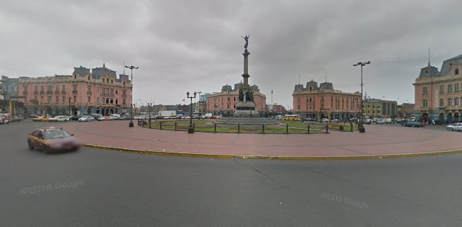 Opiniones de Los Portales Estacionamientos en Lima - Aparcamiento