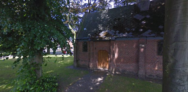 Beoordelingen van Sint-Dimpnakapel Groenenheuvel in Geel - Kerk