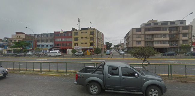 Av. Brasil 2600, Jesús María 15084, Perú