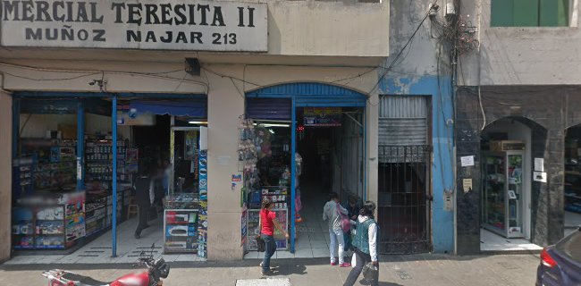 Centro Comercial Santa Teresita II Int 205 Calle, Octavio Muñoz Najar 213, Arequipa, Perú
