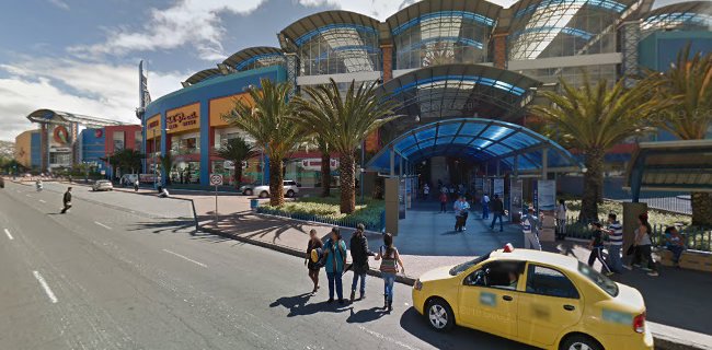 Centro Comercial Quicentro Sur Avenida Morán, Quito, Ecuador