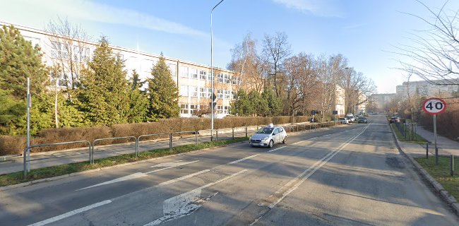 Szkoła Podstawowa nr 77 - Luboń