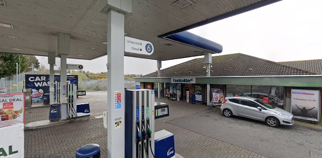 Comments and reviews of Embankment Service Station
