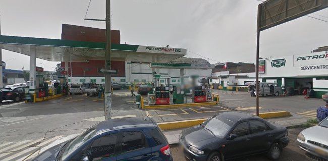 Opiniones de LLantero Motero PetroPeru I.M.P en La Victoria - Tienda de neumáticos