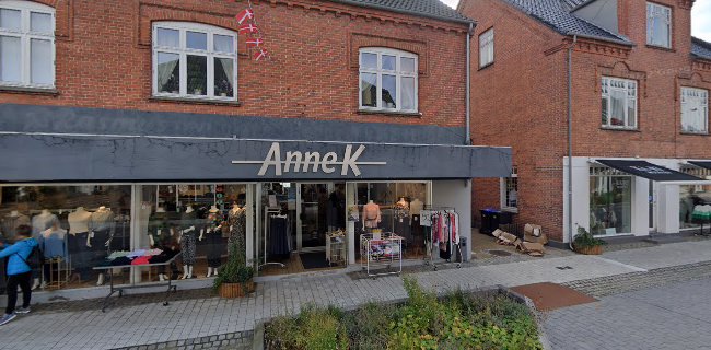 Anmeldelser af ANNE K i Kerteminde - Tøjbutik