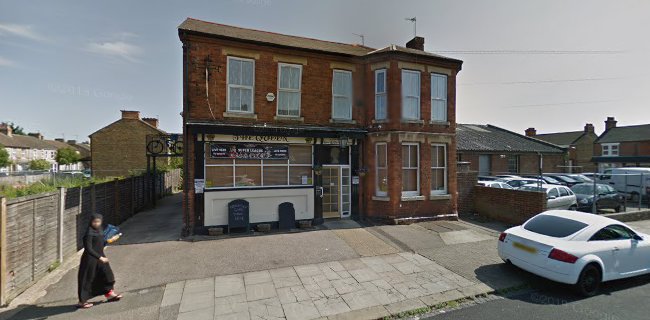 Reviews of The Queen in Bedford - Pub