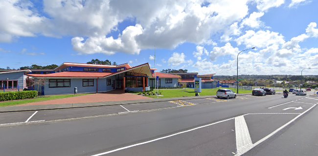 Comments and reviews of Summerland Primary