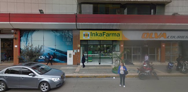 Centro Comercial Arenales, Int. 5-2, Piso. 4, Av. Arenales 1737, Lince 15046, Perú