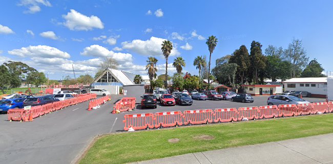 Comments and reviews of Papakura Marae