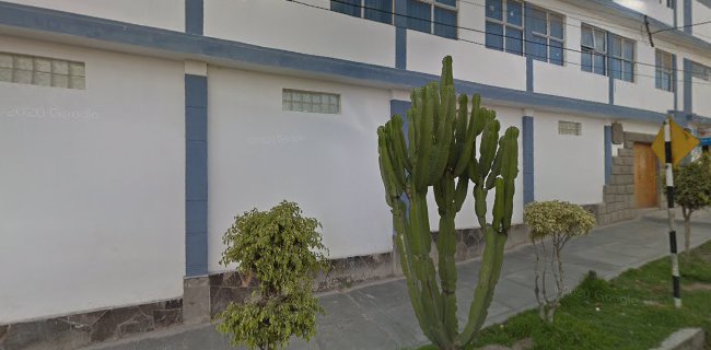 Opiniones de VIII MACRO REGION POLICIAL AYACUCHO en Ayacucho - Oficina de empresa