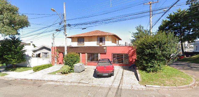 R. Francisco dos Santos Lima, 207 - Santo Inacio, Curitiba - PR, 82010-370, Brasil