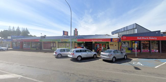 Comments and reviews of Bell Block Supermarket