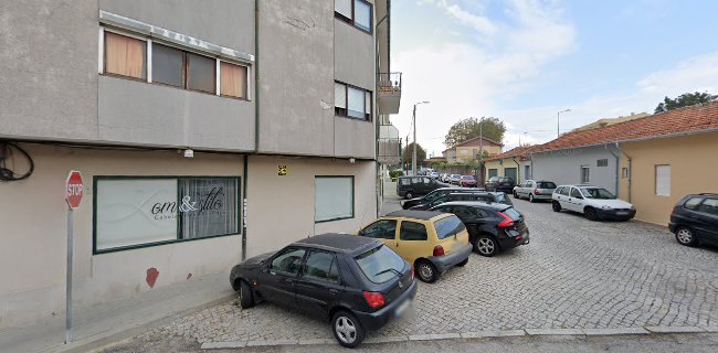 Av. Gomes Júnior nº 62, 4405-750 Vila Nova de Gaia, Portugal
