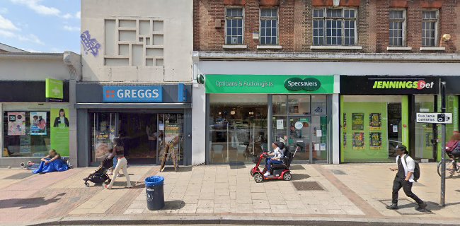 Comments and reviews of Specsavers Opticians and Audiologists - Catford