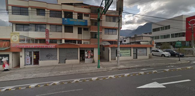 Calle Av. Republica, Rumipamba Oe11-65, Quito, Pichincha 170102, Ecuador