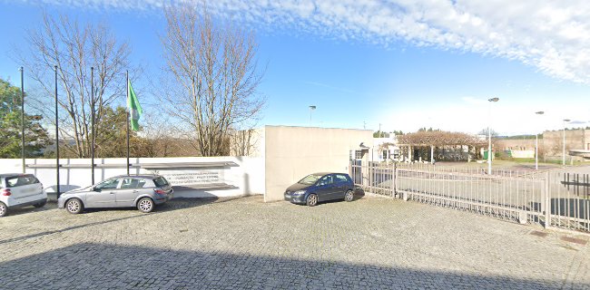 Avaliações doCFPIMM - Centro de Formação Profissional das Indústrias da Madeira e Mobiliário em Guimarães - Escola