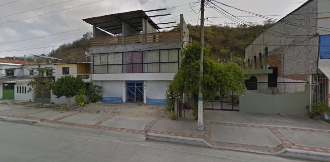 Barrio Astillero Av. Velasco Ibarra 826 Edificio SELECCIONES Frente al parque de la puerta de la, Bahía de Caráquez, Ecuador