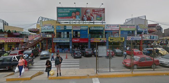 Cc.plaza vitarte, Block 2 A Carril central, 115 Ate, Cercado de Lima 15498, Perú