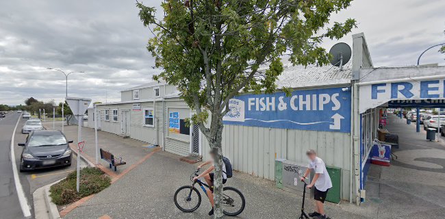 Comments and reviews of Freds Fish & Chips