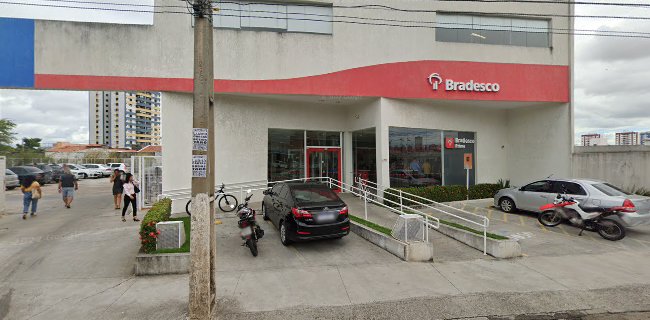 Avaliações sobre Banco Bradesco Jardins-Uaracaju em Aracaju - Banco