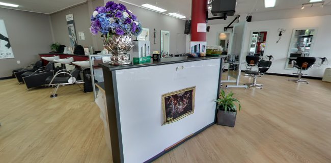 Comments and reviews of Top Cut Hair Design