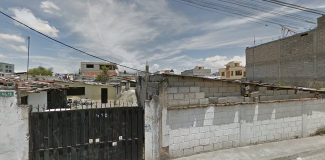 WH3C+5W2, Quito 170202, Ecuador