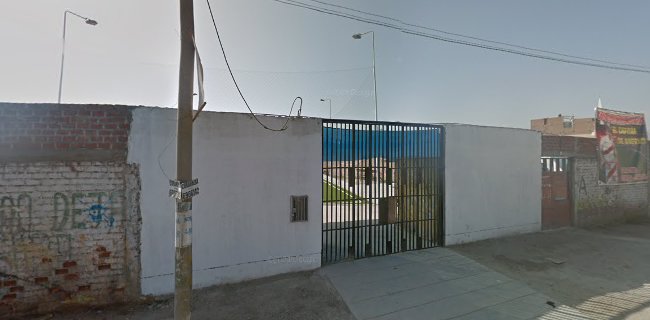 Opiniones de Cancha Deportiva Capitan De America en San Martín de Porres - Campo de fútbol