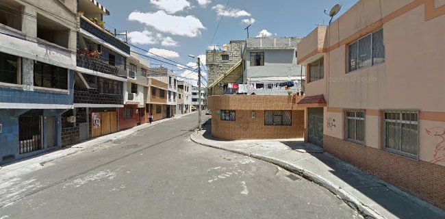 Calle, Cipriano Alvarado, Quito 170131, Ecuador