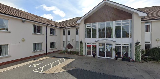 Comments and reviews of ✅✅ Oak Tree Manor Nursing Home | Kathryn Homes | Care Homes Belfast | Dementia & Residential