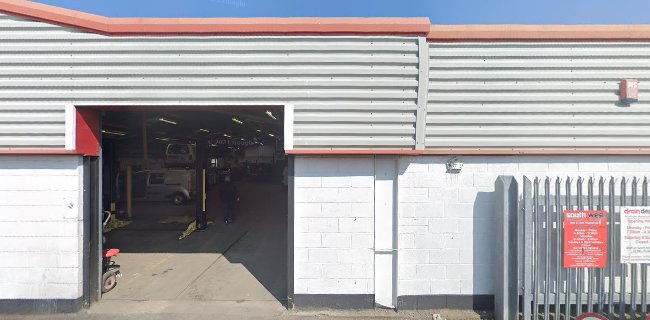 Vehicle Body Repair Centre - Swindon