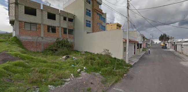 E17 Y S3, Quito 170145, Ecuador
