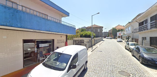 R. 25 de Abril, 4615-581 Vila Cova de Lixa, Portugal