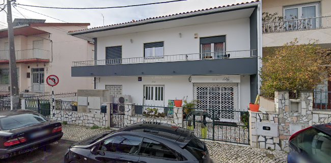 Rua Pedro Álvares Cabral número 23B, 2855-477 Corroios, Portugal
