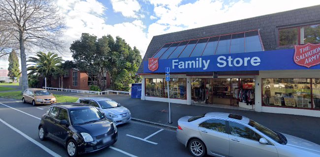 Comments and reviews of The Salvation Army Tauranga Family Store