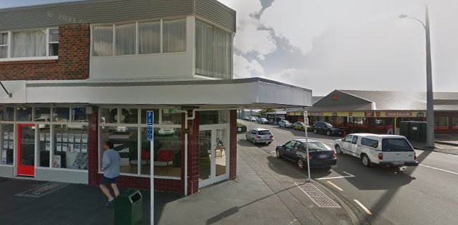 27 Rimu Street, Eastbourne, Lower Hutt 5013, New Zealand