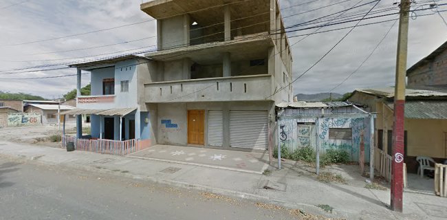 Mal. Julio Izurieta, Puerto López, Ecuador
