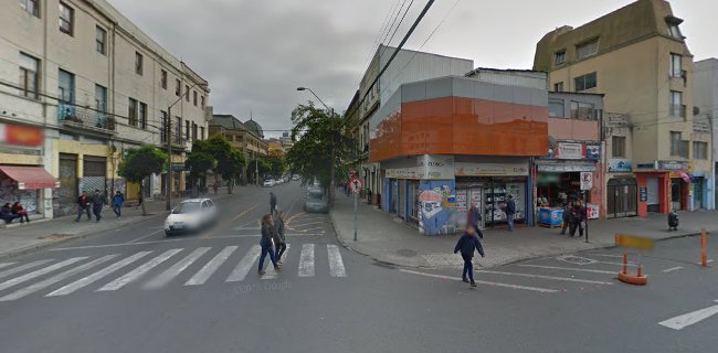 Opiniones de Víctor Manuel Lagos Pino en Valparaíso - Tienda de ultramarinos