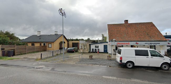 Anmeldelser af Asserbo Servicehjørne i Frederiksværk - Butik