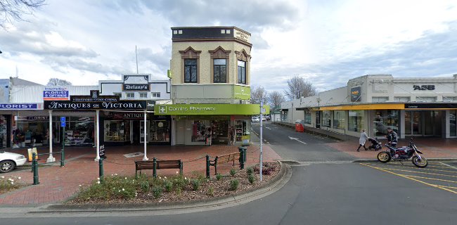 Comins Pharmacy - Cambridge