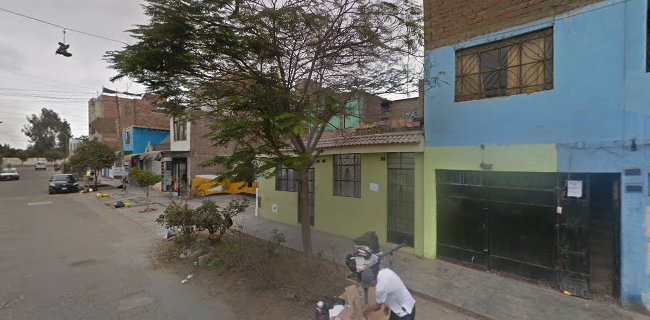 Av. R. León Velarde, Distrito de Lima 15108, Perú