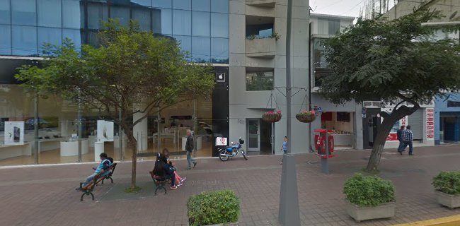 Av. José Larco 880, Miraflores 15074, Perú