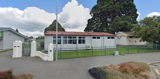 Comments and reviews of Rangiora Borough School